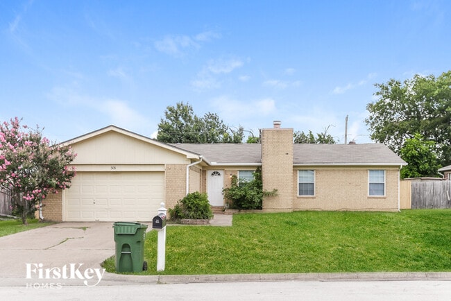 Building Photo - 505 S Waxahachie St