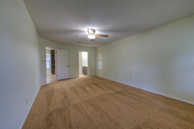 Building Photo - 2306 Alimony Cove