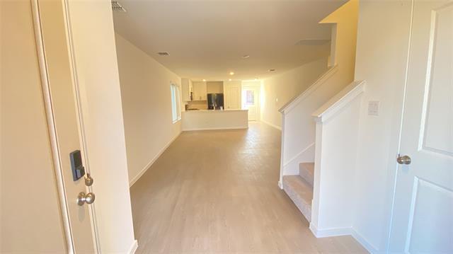 Building Photo - 205 Bable Run Dr