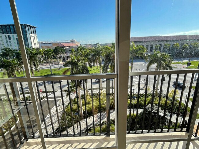 Building Photo - 651 Okeechobee Blvd