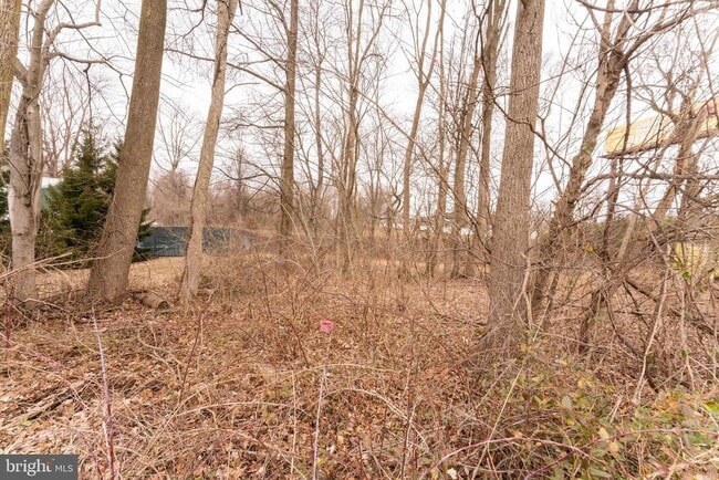 Building Photo - 801 Bethel Ave