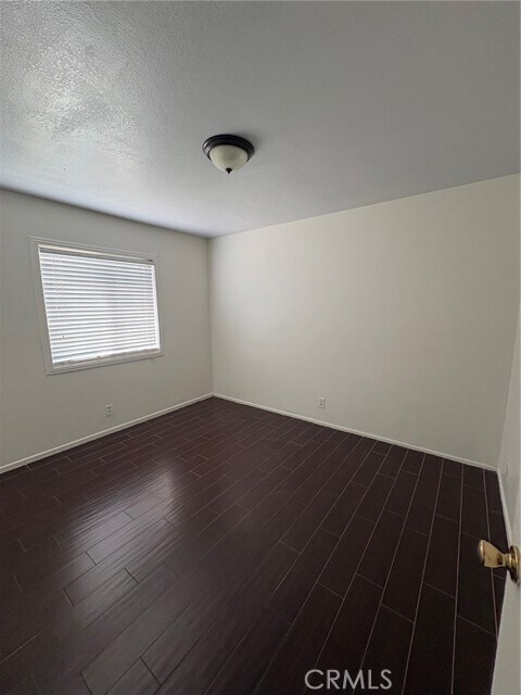 Building Photo - 15977 Garo St