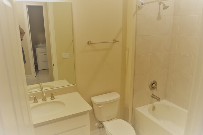 Building Photo - 636 IBIZA Loop