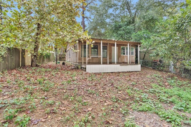 Building Photo - 5934 Beech Dr