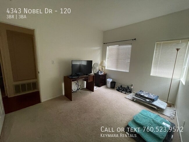 Building Photo - 4343 Nobel Dr