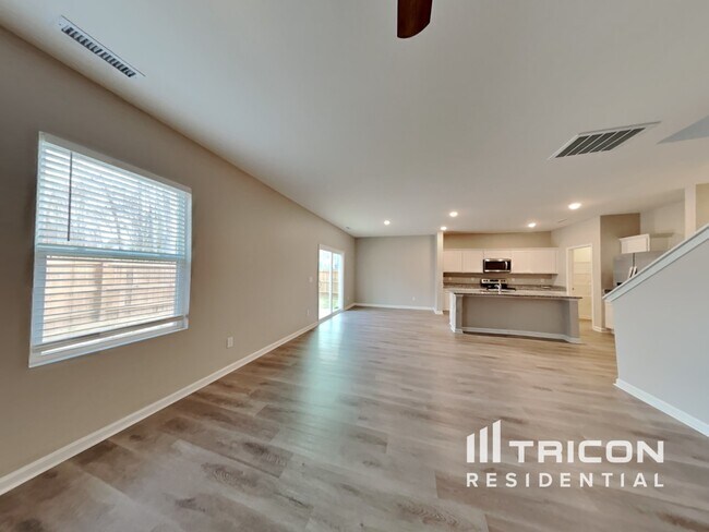 Building Photo - 44 Ashley Oaks Court