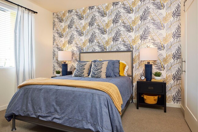 Building Photo - 74300 Country Club Dr