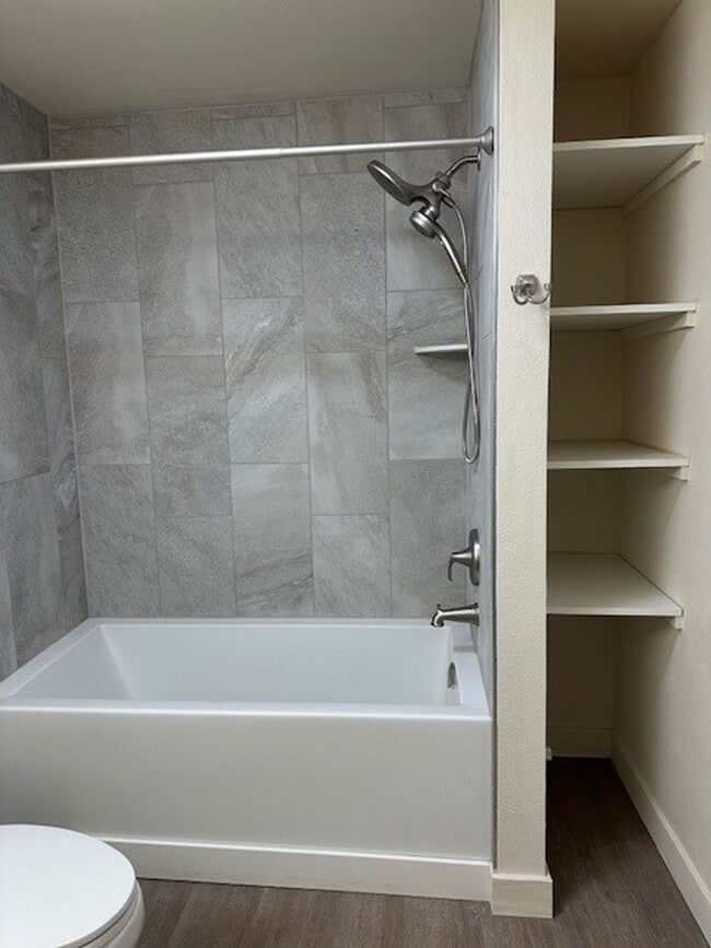 Building Photo - 163