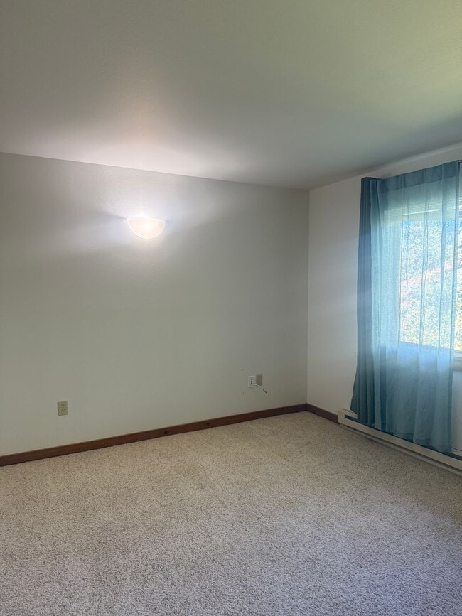 Building Photo - 3 BR Condo in Victor, Idaho