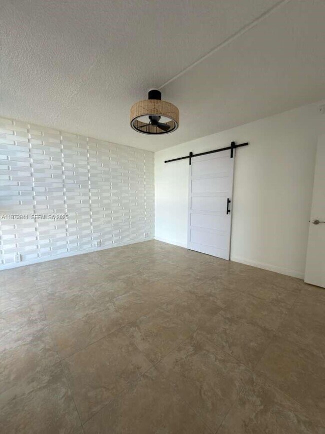 Building Photo - 1200 N Fort Lauderdale Beach Blvd