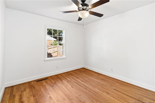Building Photo - 315 Fairfield Rd