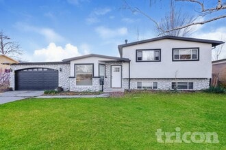 Building Photo - 440 E 8490 S