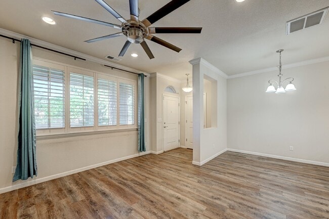 Building Photo - $2,750 - 2 Bed, 2.5 Bath Condo in Centenni...
