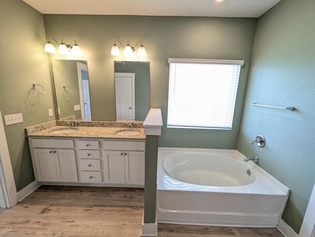 Building Photo - 2379 Cloudberry Dr