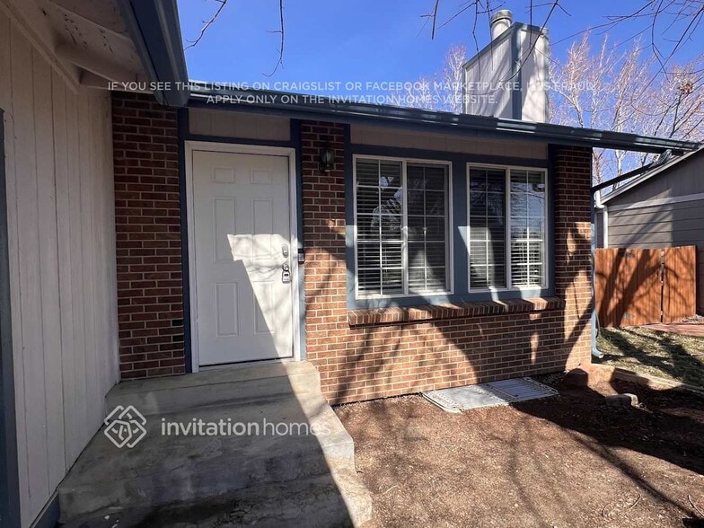 Building Photo - 4255 S Naples Way