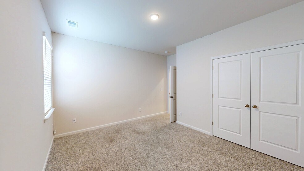 Building Photo - 5081 Tullamore Dr