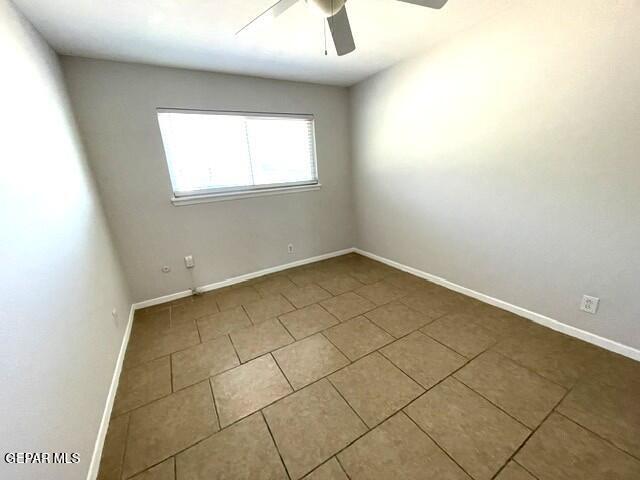 Building Photo - 5813 Beaumont Pl