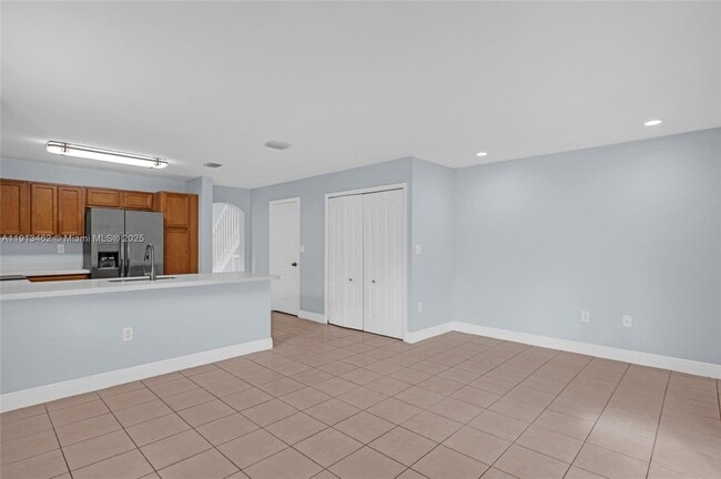 Building Photo - 3197 SW 128th Way