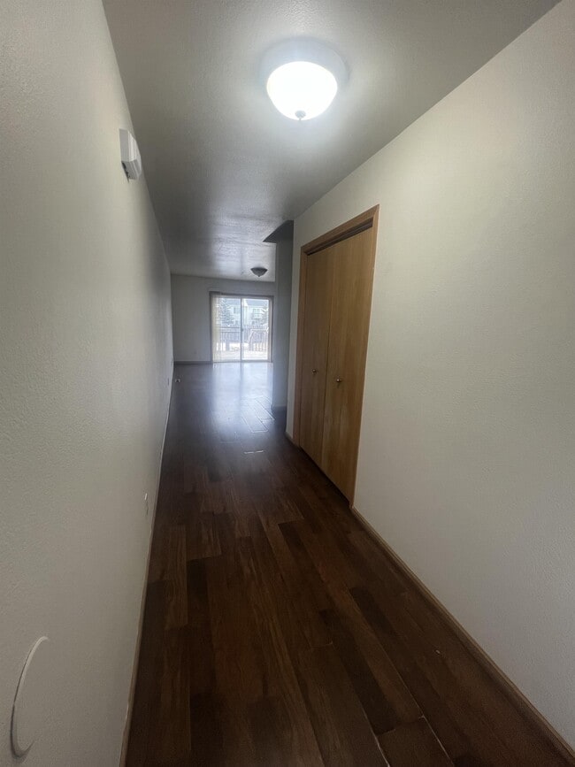 Building Photo - 3322 8th St W