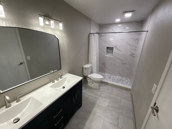 Building Photo - Cottonwood Estate 4 Bedroom Ranch Home