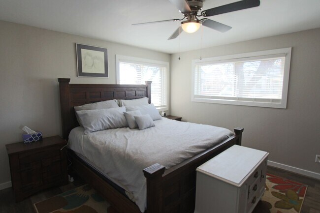 Building Photo - 419 S 100 E