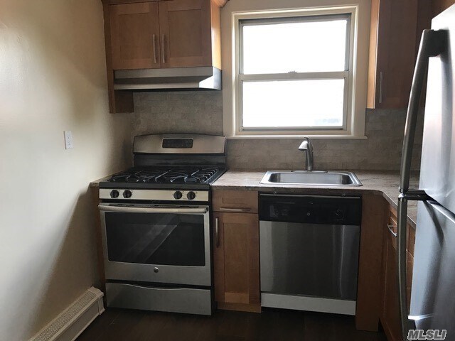 Building Photo - 3816 Ocean Ave