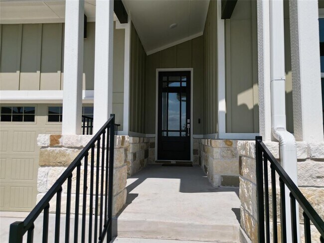 Building Photo - 169 Salado Crk Trl