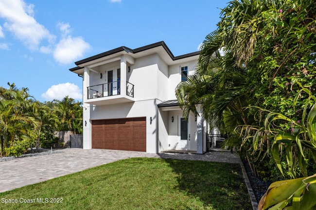 Building Photo - 151 24th St