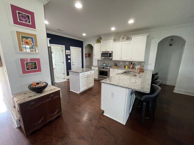 Building Photo - Unfurnished 3 Bedroom 3 Bathroom House with Home Office In Calabash