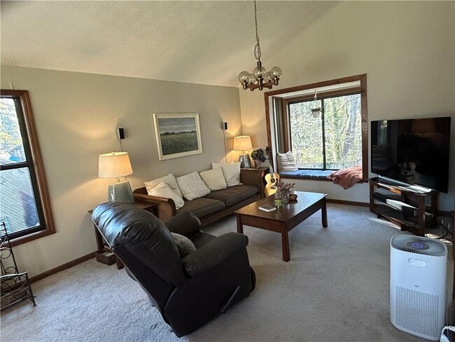 Building Photo - 2716 Peachtree Walk