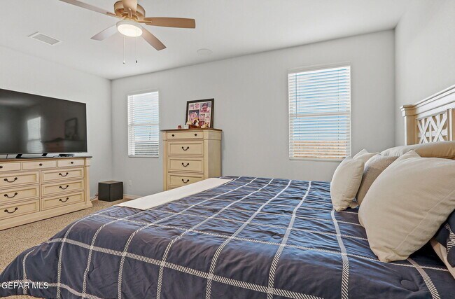 Building Photo - 11150 Blazing Star Pl