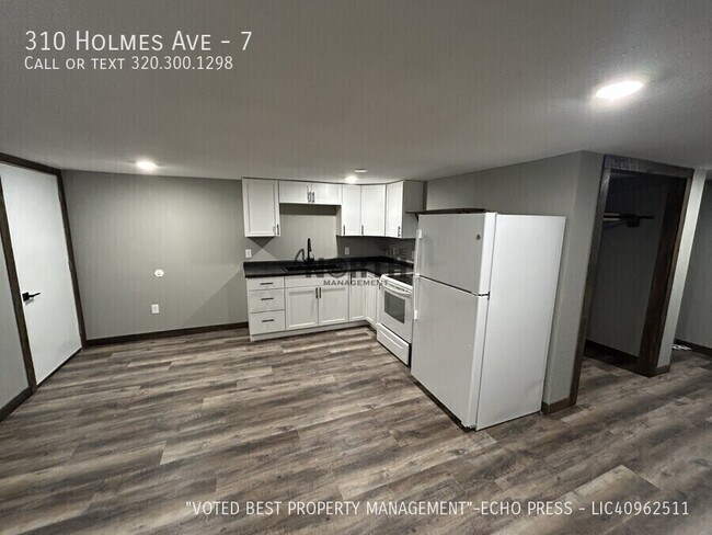 Building Photo - 310 Holmes Ave