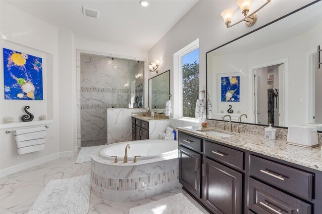 Building Photo - 235 Chestnut Crossing