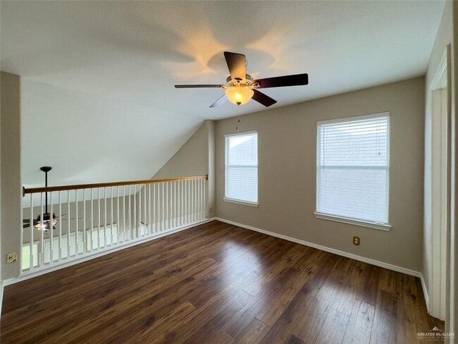 Building Photo - 38 San Sebastian St
