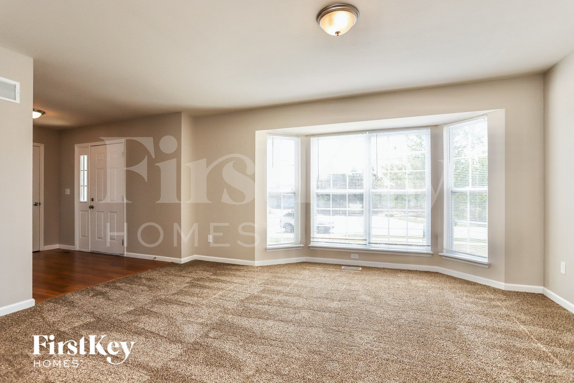 Building Photo - 250 Old Chesapeake Dr