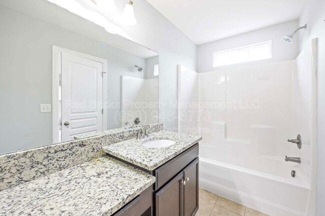 Building Photo - 3667 Ascott Commons Ln SW