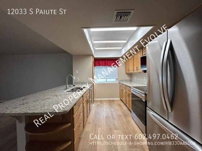 Building Photo - 12033 S Paiute St