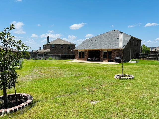 Building Photo - 1205 Red Dr