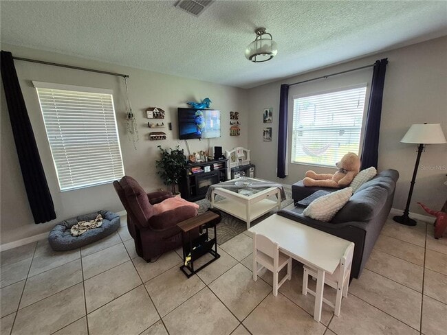 Building Photo - 4914 Reflecting Pond Cir