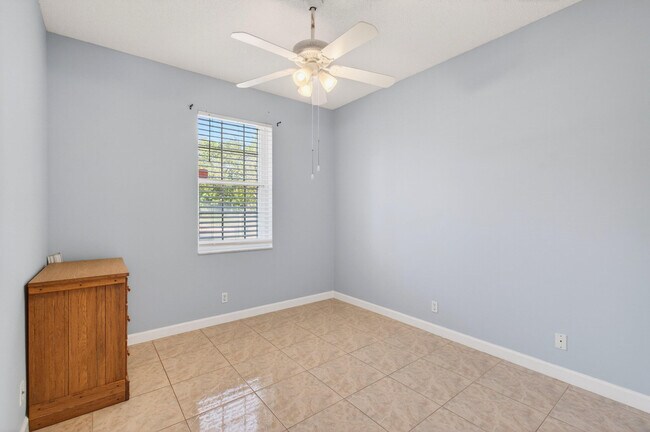 Building Photo - 3162 Via Poinciana