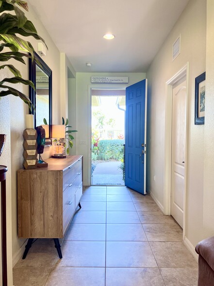 Building Photo - 4846 Lake Breeze Ter