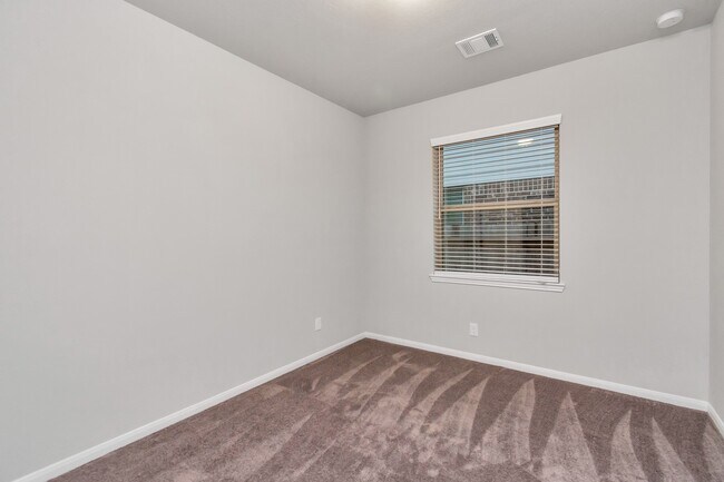 Building Photo - 4406 Low Meadow Ln