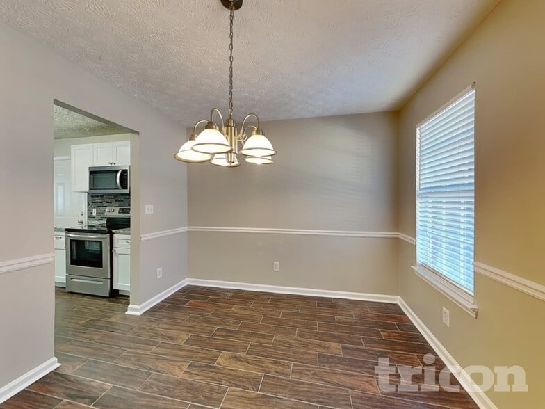 Building Photo - 1120 Patton Way