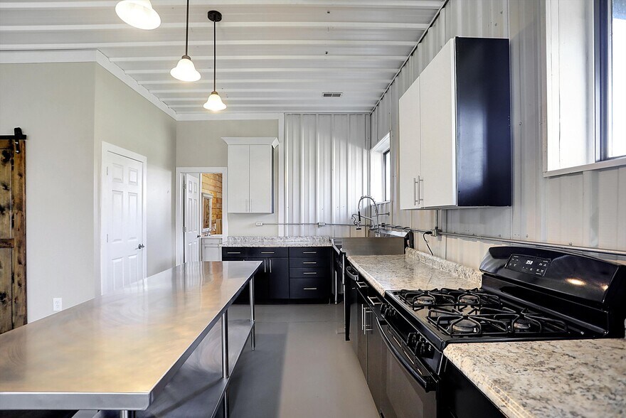 Building Photo - 940 W 1090 N