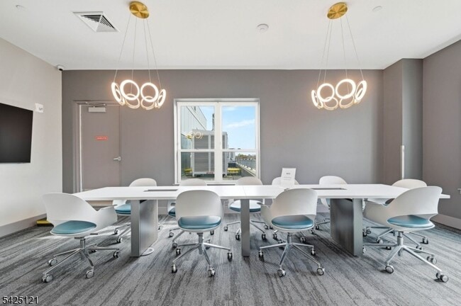 Building Photo - 14 Ward St