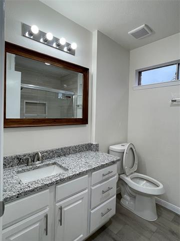 Building Photo - 2113 Glencrest Ln