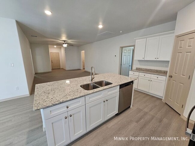 Building Photo - 1325 Bajada St