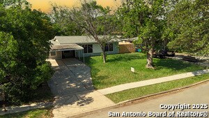 Building Photo - 219 Leonidas Dr