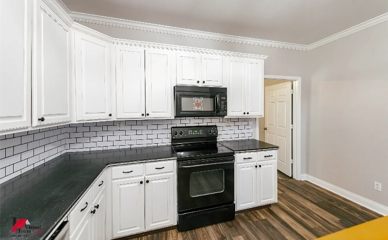 Building Photo - 3818 US-171