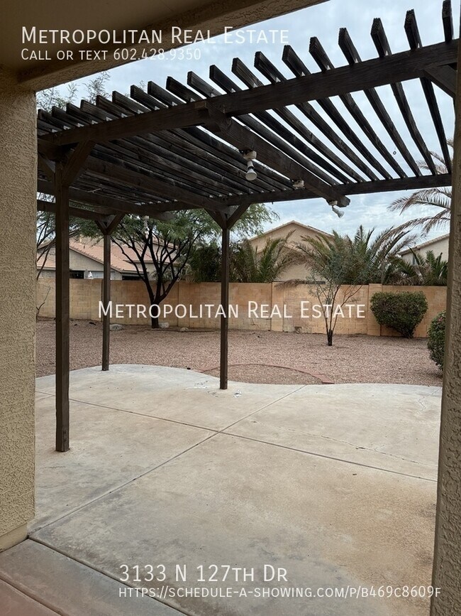 Building Photo - 3133 N 127th Dr